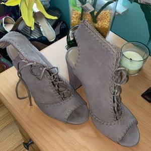 Leather open toe bootie